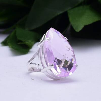 Bague en argent et Kunzite rose