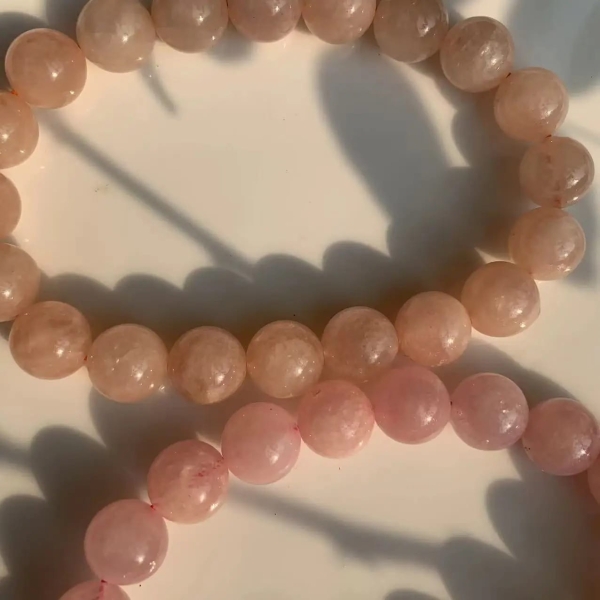 Bracelet en perles de Morganite