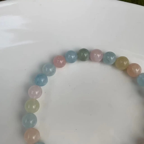 Bracelet en perles de béryls