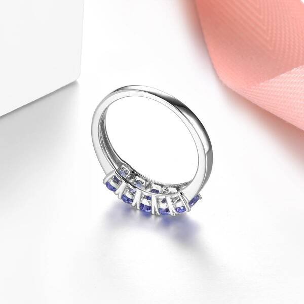 Bague en argent et Tanzanite