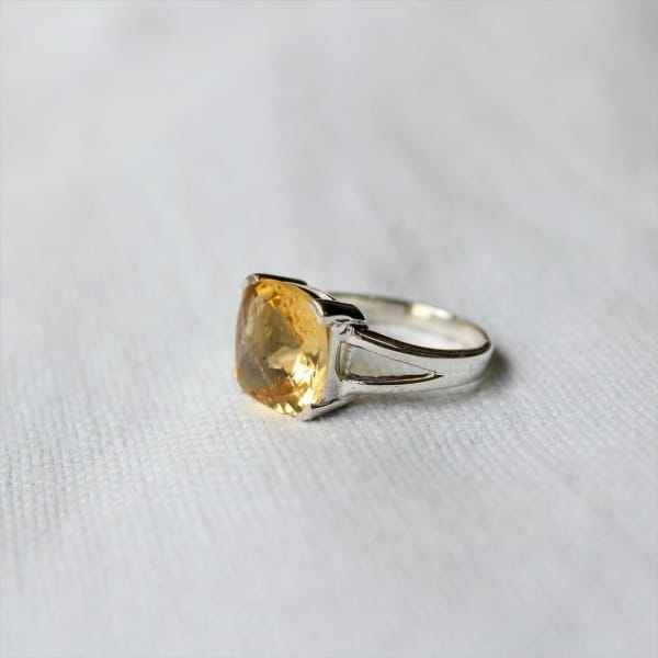 Bague en argent et Citrine