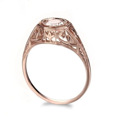 Bague en or rose et Morganite
