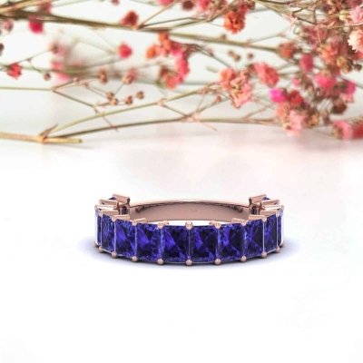 Bague en or blanc et Tanzanite