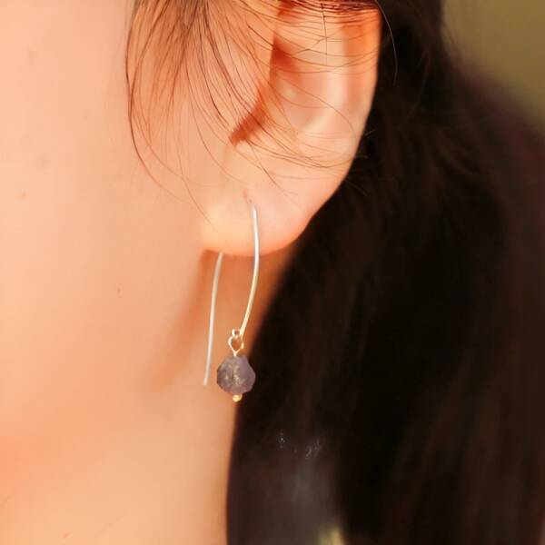 Boucles d'oreilles en argent et Tanzanite brute