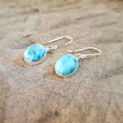 Boucles d'oreilles pendantes en argent et larimar