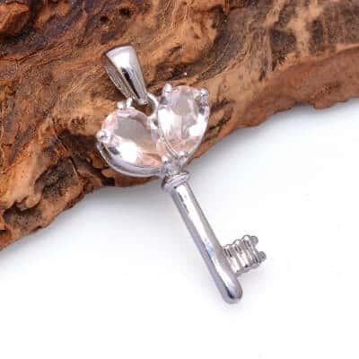 Pendentif en argent et Morganite