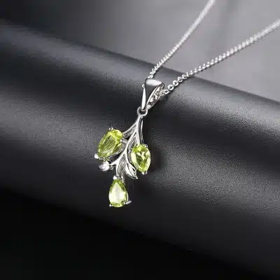 Pendentif en argent et péridot pour femme