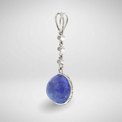 Pendentif en or blanc et Tanzanite