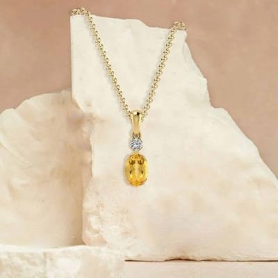 Pendentif en or jaune et Citrine
