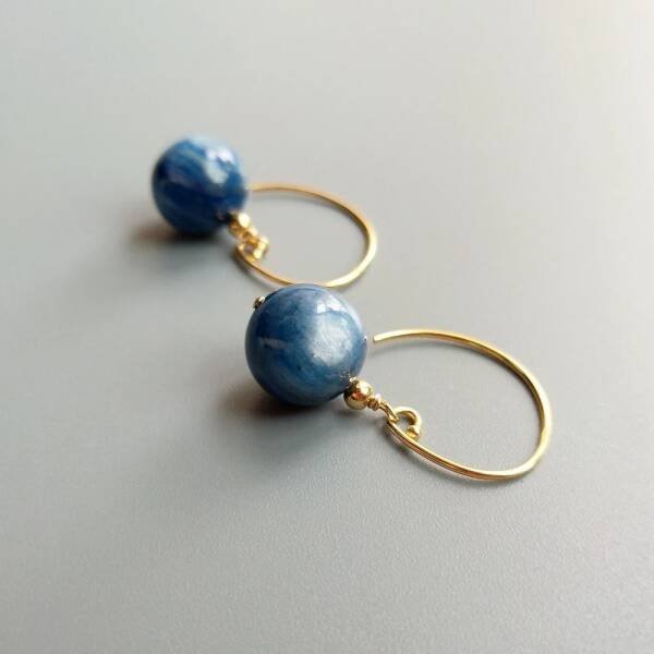 Boucles d'oreilles avec perles de cyanite