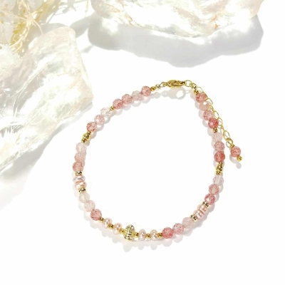 Bracelet en or et quartz fraise