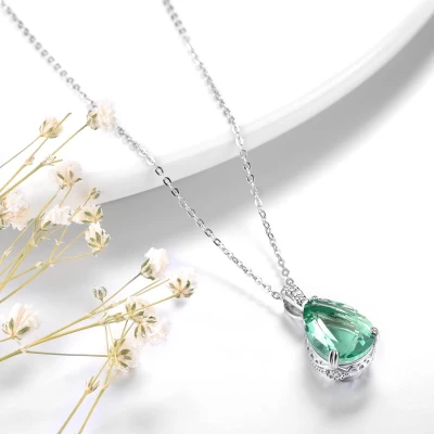 Pendentif en argent et fluorite verte