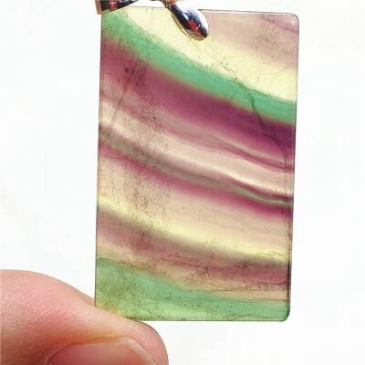 Pendentif en fluorite arc-en-ciel