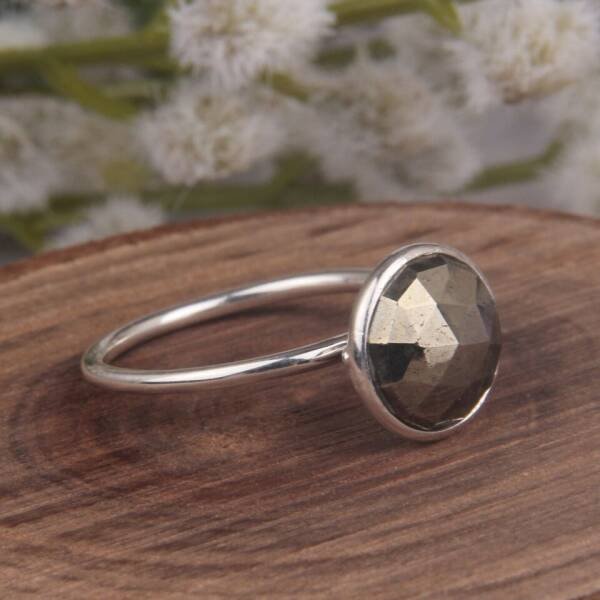 Bague fine en argent et pyrite