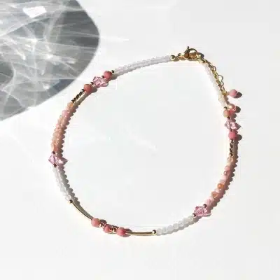 Bracelet de cheville bohème avec rhodochrosite et quartz rose