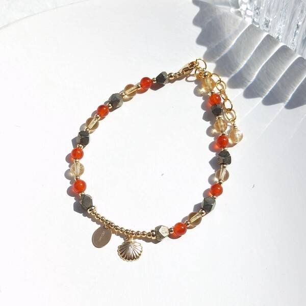 Bracelet en or avec pyrite, cornaline et citrine