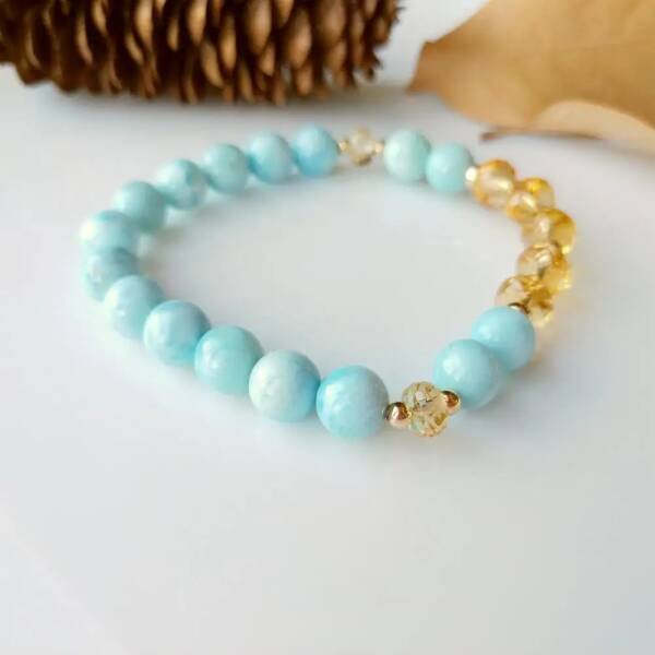 Bracelet en perles de larimar et citrine