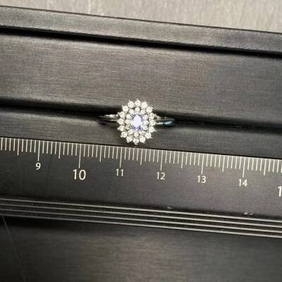 Bague solitaire ajustable en tanzanite