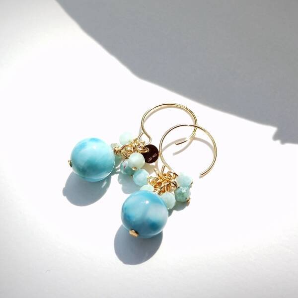 Boucles d'oreilles en or et perles de larimar