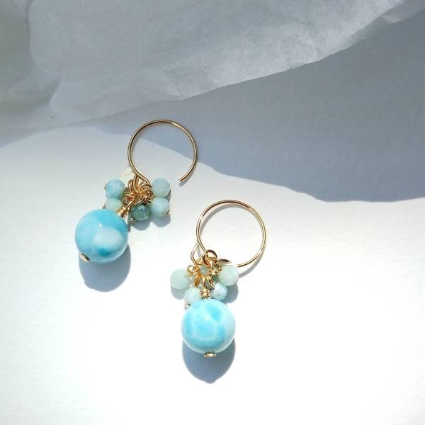 Boucles d'oreilles en or et perles de larimar