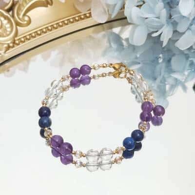 Bracelet en or avec cristal de roche, améthyste et lapis-lazuli