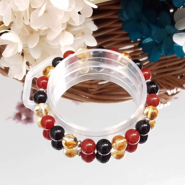 Bracelet en perles de cornaline, citrine et onyx