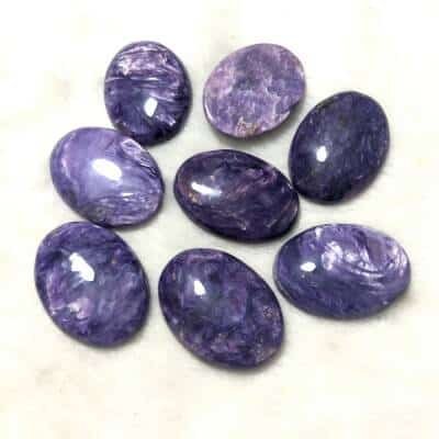 Cabochon de charoïte