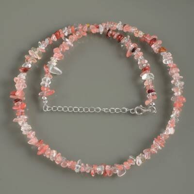 Collier baroque en quartz fraise