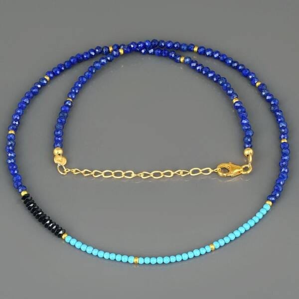 Collier en lapis lazuli, spinelle noir et turquoise