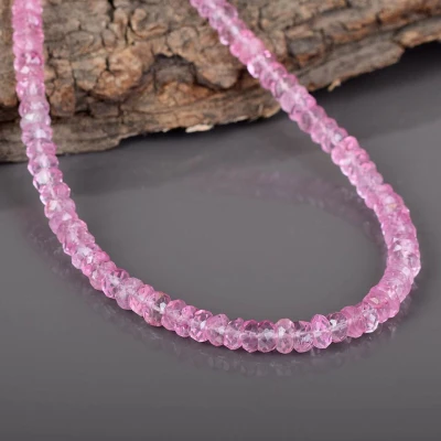 Collier en perles de morganite rose