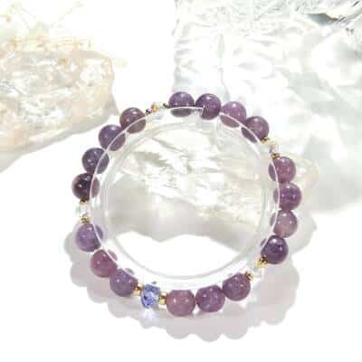 Bracelet en perles de lépidolite pour femme