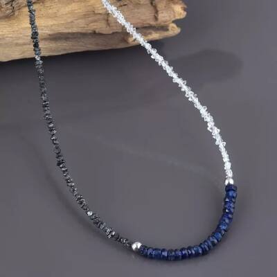 Collier en saphir, diamant noir et diamant d'herkimer