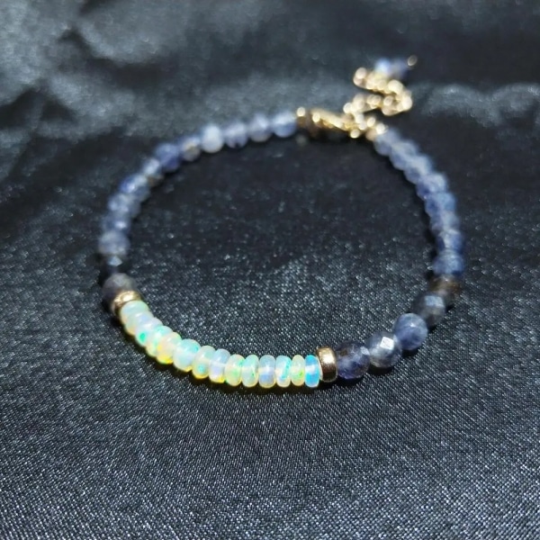 Bracelet en opale de feu bleue d'Éthiopie