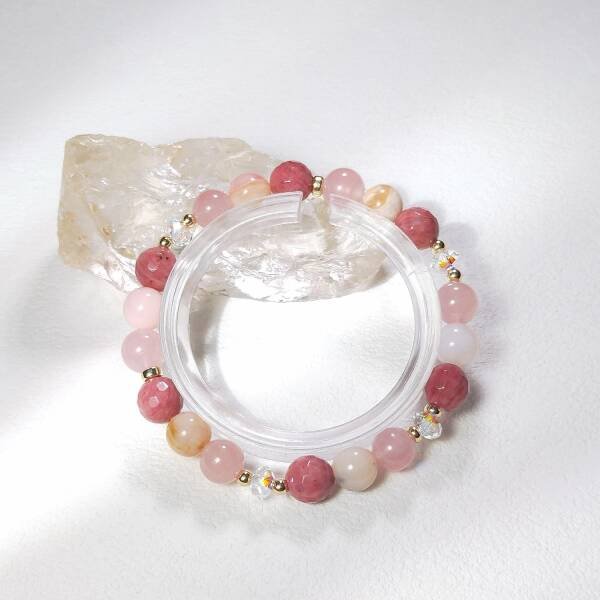 Bracelet en rhodonite, quartz rose et opale rose