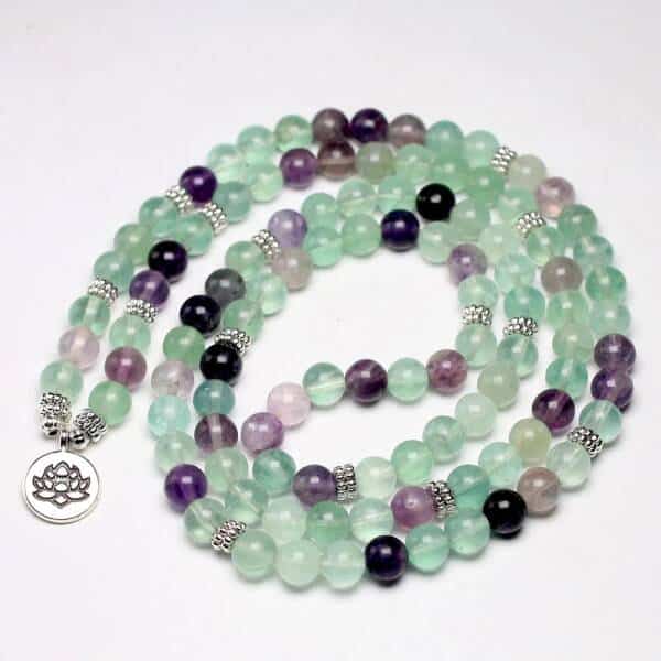 Bracelet mala avec 108 perles de fluorite