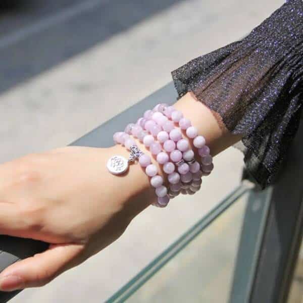 Bracelet mala avec 108 perles de kunzite