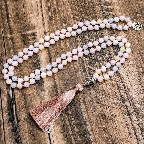 Collier mala avec 108 perles de morganite et béryls