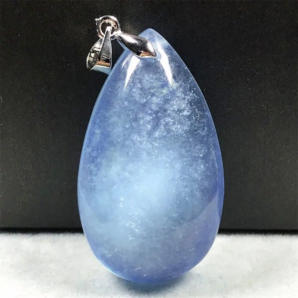 Pendentif goutte en aigue-marine