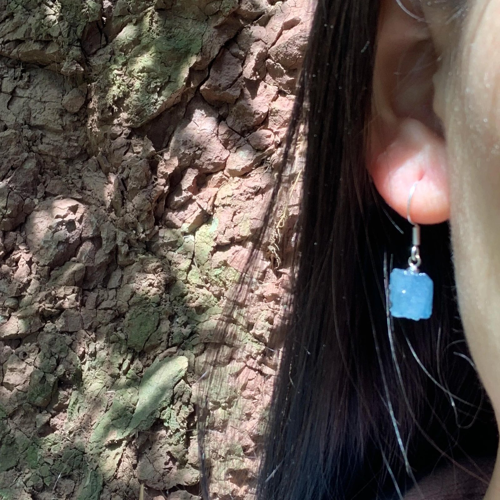 Boucles d'oreilles pendantes en aigue-marine brute - Bleu Horizon 3 Boucles d'oreilles pendantes en aigue-marine brute