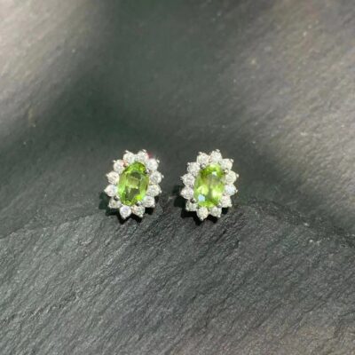 Boucles d'oreilles en argent et péridot