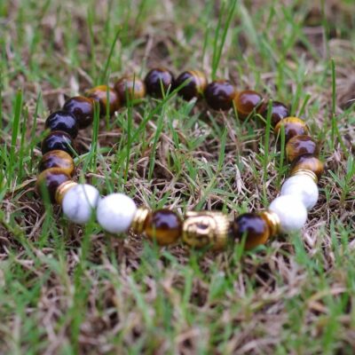 Bracelet bouddha en oeil de tigre et howlite