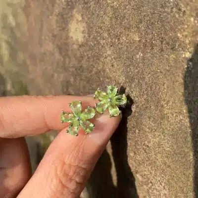 Boucles d'oreilles en argent et péridot