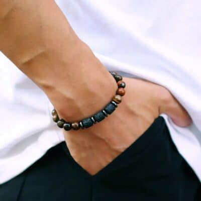 ce bracelet homme en pierre de lave et oeil de tigre